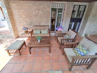 Miete Haus in Alfinach - Monasterios. Exclusivo chalet independiente en urbanización alfinach