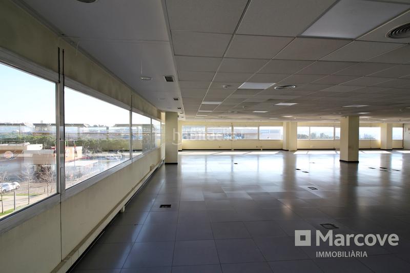 Foto 59248bb8-c92a-4725-ad06-01d0f170e964. Rent office space with parking in Volpelleres Sant Cugat del Vallès