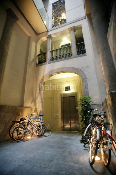 Foto 09f42fbc-d5ab-423d-b658-580f0d32991c. Rent flat with heating in Gòtic Barcelona