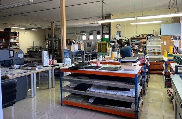 Foto f98f3711-20d5-40af-b51d-7179a787be7c. Geschäftsraum in Zona Industrial Rubí