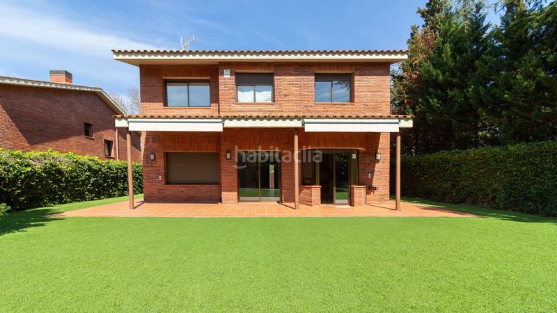 Foto 97029422-89b9-45a7-b7ab-f076a7fecfdf. Lloguer casa amb calefacció aparcament piscina a Sant Cugat del Vallès