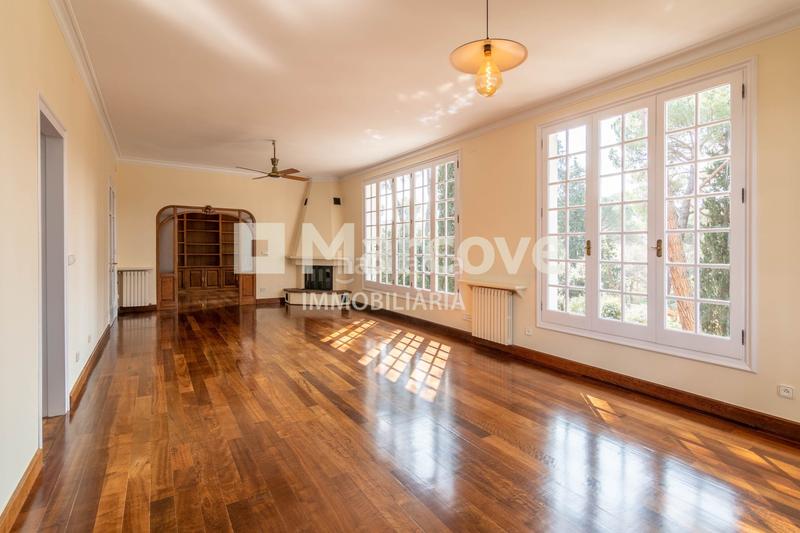 Foto 148e404b-fc58-4f38-9605-2639d292e5c9. Casa con riscaldamento parcheggio piscina in Valldoreix Sant Cugat del Vallès