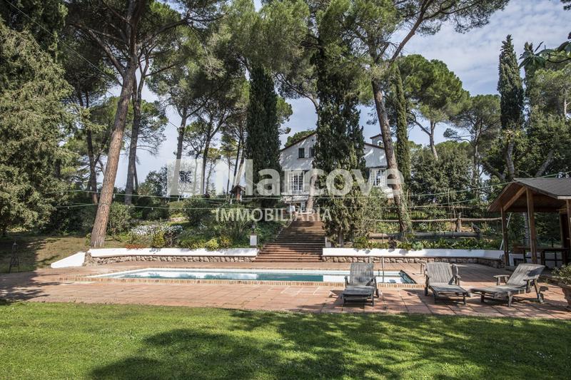 Foto 191024b4-e7ef-44b9-ad26-2bb0ac572e65. Casa con riscaldamento parcheggio piscina in Valldoreix Sant Cugat del Vallès