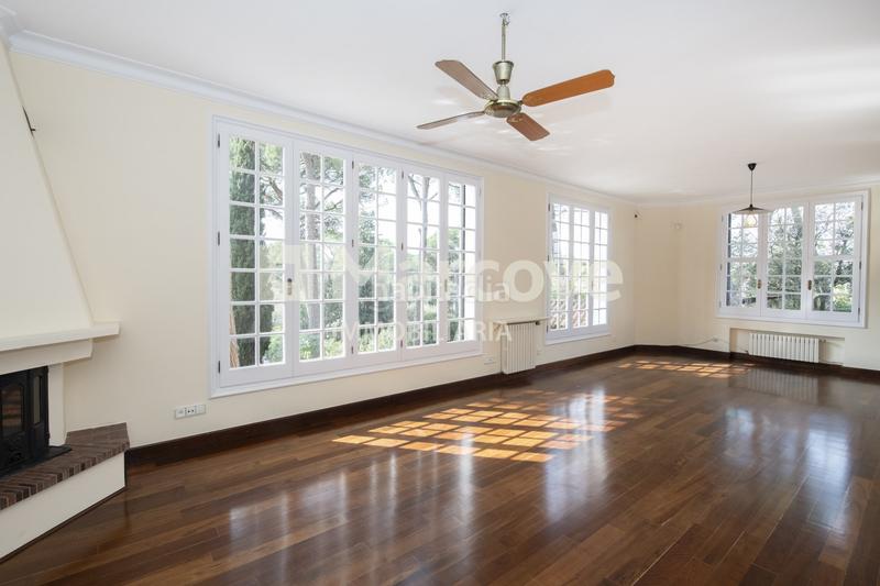 Foto a40a9b3d-d49c-4903-a2c8-29c30f8746bb. Casa con riscaldamento parcheggio piscina in Valldoreix Sant Cugat del Vallès