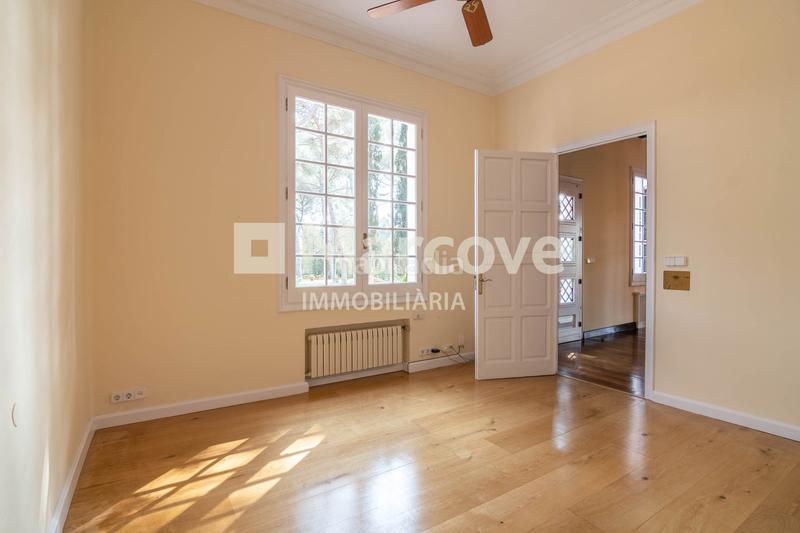 Foto a59dc5d5-7b21-458a-bdd1-79f1fbd09014. Casa con riscaldamento parcheggio piscina in Valldoreix Sant Cugat del Vallès