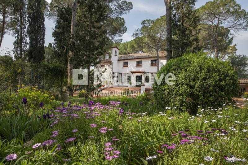 Foto c037ba93-3923-49e1-8725-3c93fc3375bf. Casa con riscaldamento parcheggio piscina in Valldoreix Sant Cugat del Vallès
