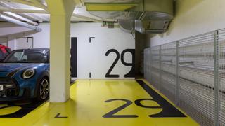 Parking voiture à Turó de Can Mates