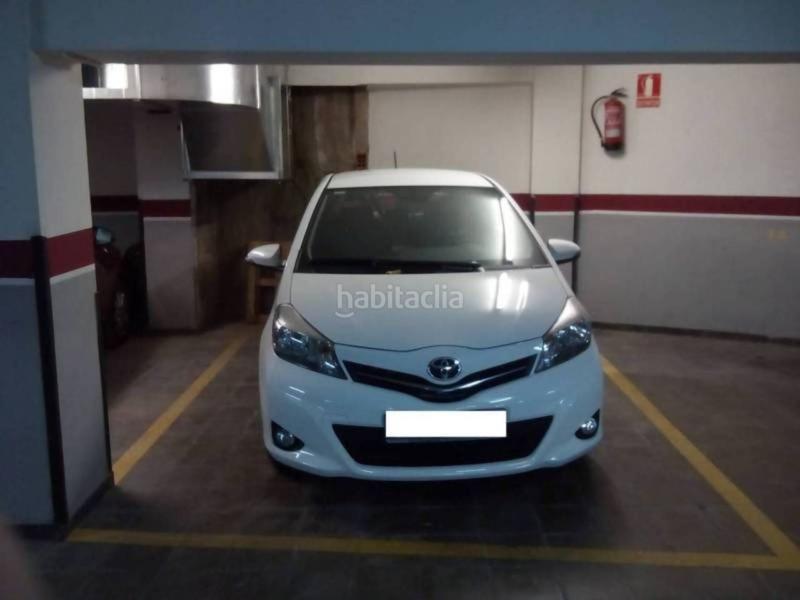 Foto ed44c699-34e9-4dda-8911-be9a7bc418c8. Aparcament cotxe a Centre - Passeig i Rodalies Manresa