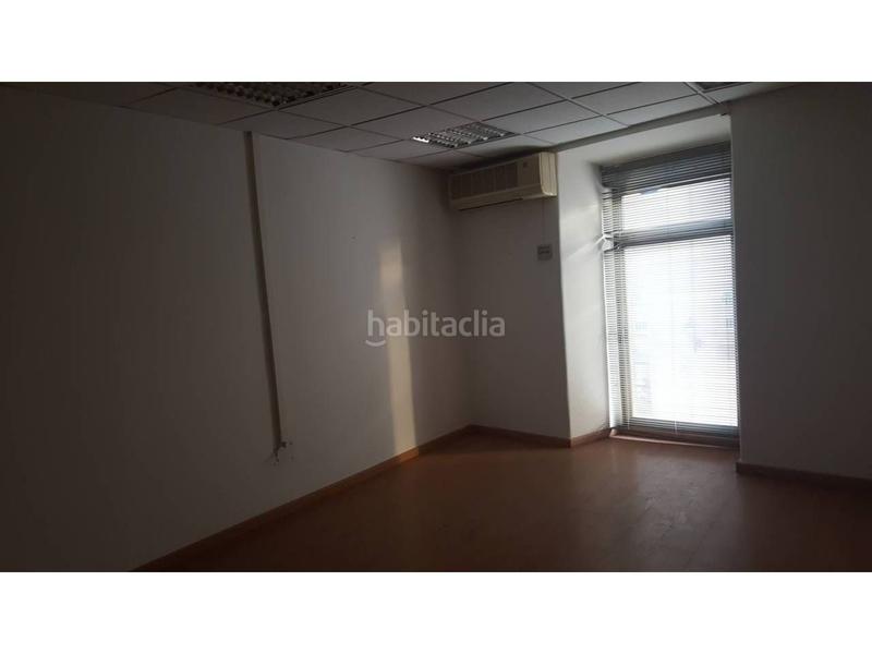 Foto e276f037-b6cb-4f6e-ac7f-e6d4d287a82c. Location bureau avec chauffage dans Barri Antic Manresa