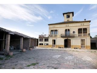 Casa  Avinguda de joncadella. Manresa - el poal. fantstica casa rstica a reformar, para pode