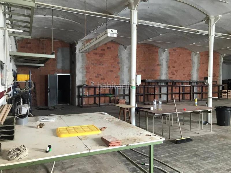 Foto 821b6b97-5795-4892-80f3-47589f2cb9c7. Fabrikhalle in Navàs