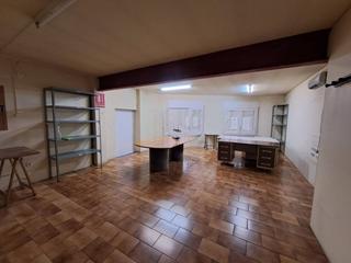 Lloguer Local Comercial a Centre - Passeig i Rodalies. Despacho en alquiler en el centro de manresa