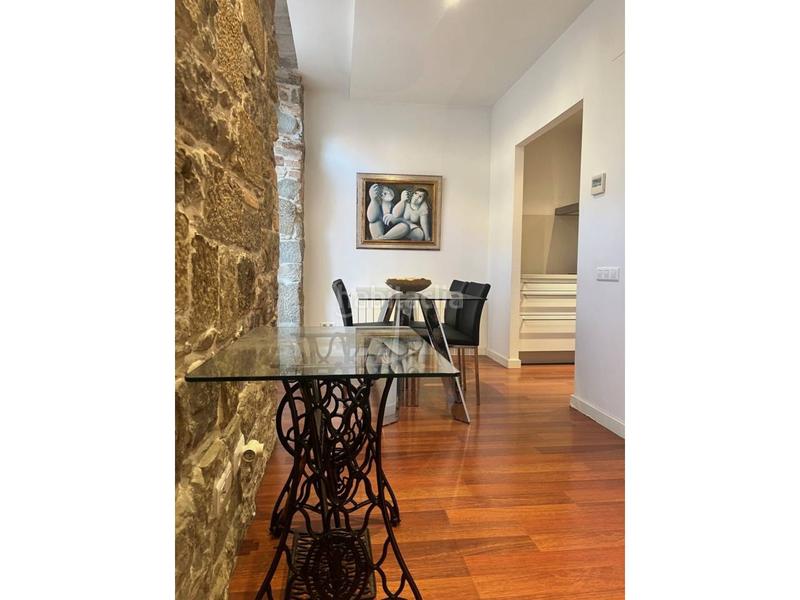 Foto 09cda478-530d-4f6b-baa8-d5ce10e9e6bb. Dúplex fantástico dúplex en venta en el centro histórico en Manresa