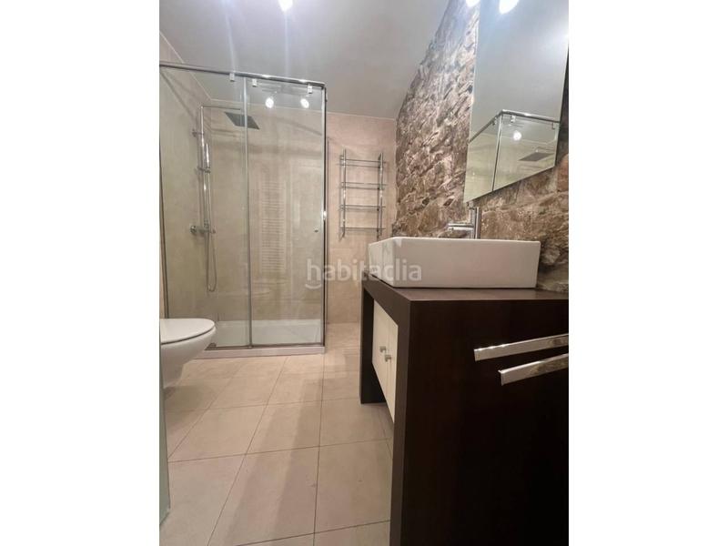 Foto 3bc0db77-8565-4e8d-a959-b9ef92b3ba45. Dúplex fantástico dúplex en venta en el centro histórico en Manresa