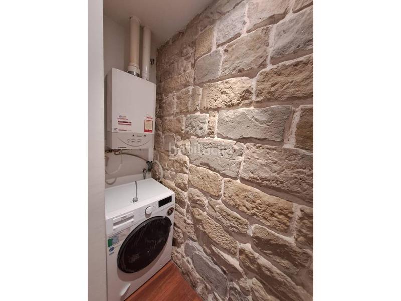 Foto 8229cf51-62a4-4399-a1e9-cb58fd8ff0cc. Dúplex fantástico dúplex en venta en el centro histórico en Manresa