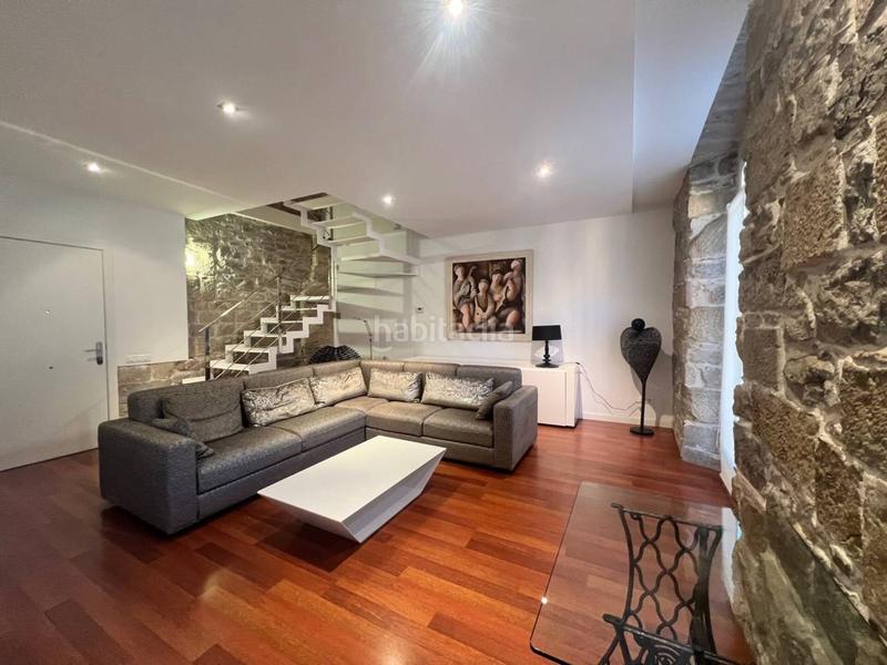 Foto dc9ec258-4ce7-48dc-83d4-95aebd309725. Dúplex fantástico dúplex en venta en el centro histórico en Manresa