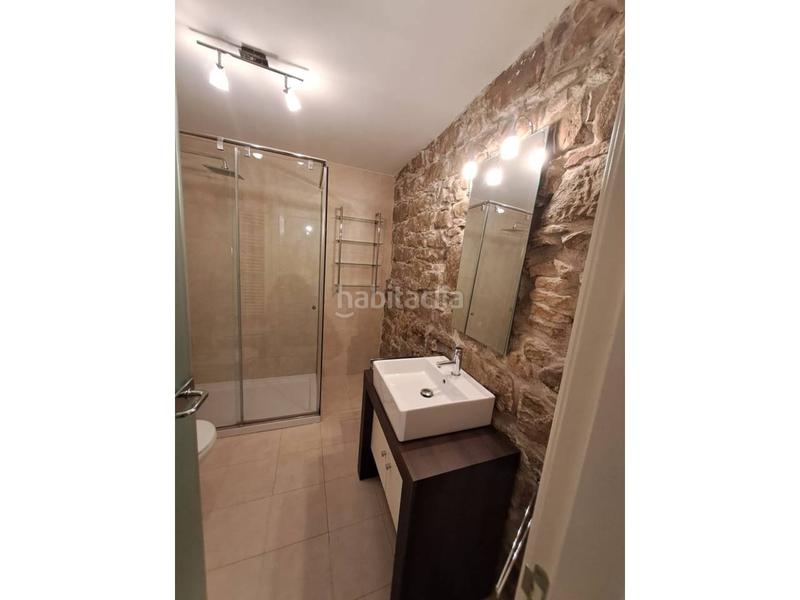 Foto e90cf5d6-6ebd-450d-80da-785b2a84d573. Dúplex fantástico dúplex en venta en el centro histórico en Manresa