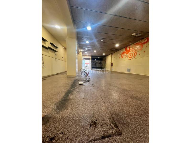 Foto 0ea41f56-95b8-4a4b-ba05-f9ea0be31911. Local commercial dans Artés