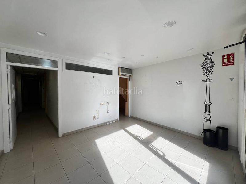 Foto 021cb148-238d-45c7-adbe-8abc09bd7113. Alquiler local comercial local en alquiler en zona ctra. de vic en Manresa