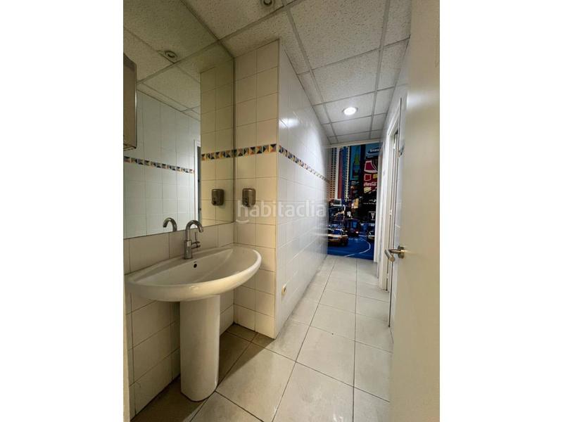 Foto c771379f-d9bd-4e77-88af-e11b7ed496ea. Alquiler local comercial local en alquiler en zona ctra. de vic en Manresa