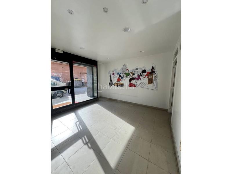 Foto f8b66584-3e77-4c77-9a89-d277f6363a74. Alquiler local comercial local en alquiler en zona ctra. de vic en Manresa