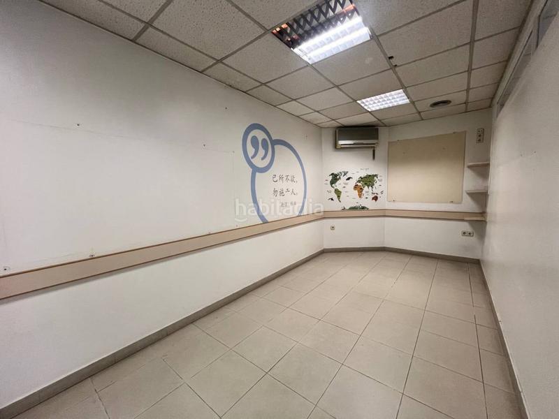 Foto f9b3d4cf-5ea5-4fb9-9660-ba0b419d98a9. Alquiler local comercial local en alquiler en zona ctra. de vic en Manresa