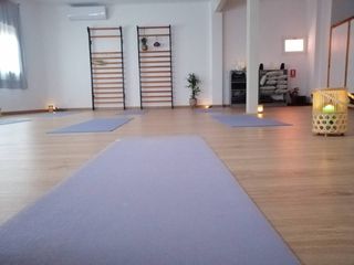 Location Bureau à Centre - Passeig i Rodalies. Local perfecto preparado para gimnasio de yoga en alquiler