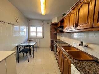 Pis  Pere vilella. Fantástico piso en venta en la zona de las bases de manresa