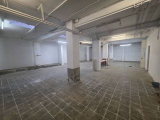 Geschäftsraum  Calle l´alcalde armengou. Local comercial en venta en manresa
