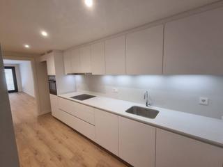 Rent Flat  Casanovas. Fantástico piso de obra nueva en alquiler en manresa