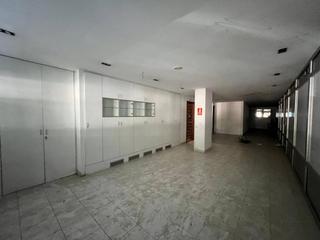 Oficina a Centre - Passeig i Rodalies. Oficina en venta ideal para centro de estética en el centro de m