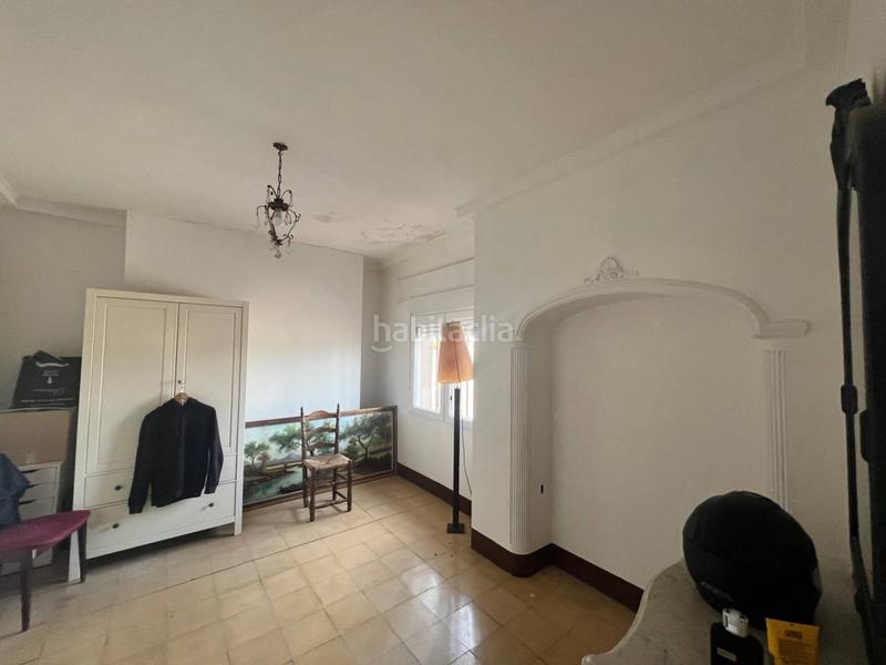 Foto 594d019e-b13d-4fd9-8ffc-ea3139df419c. Location local commercial dans Sallent