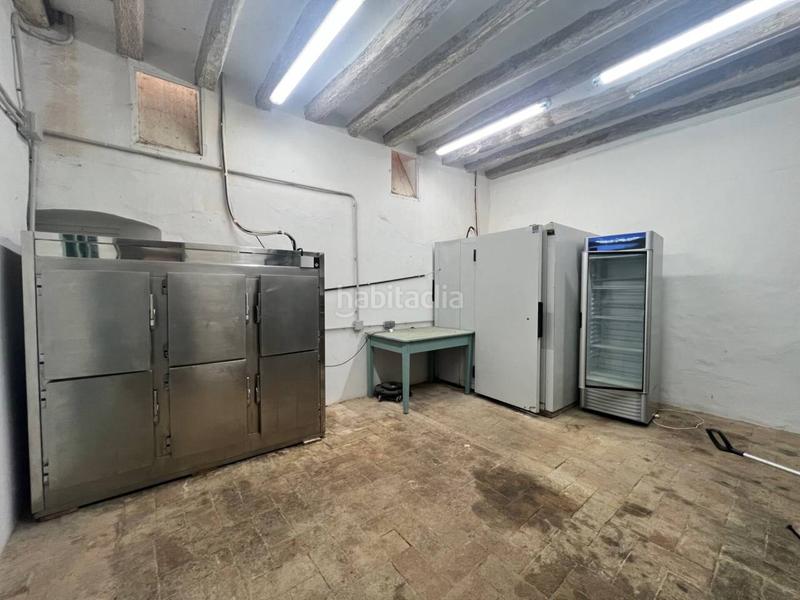 Foto b3c22c40-ccae-42a4-b950-96227815c723. Location local commercial dans Sallent