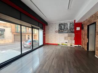 Lloguer Local Comercial a Poble Nou. Local de alquiler en el poble nou de manresa