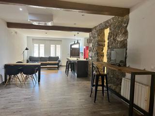 Location Appartement à Callús. Loft con encanto y terraza en alquiler en callús
