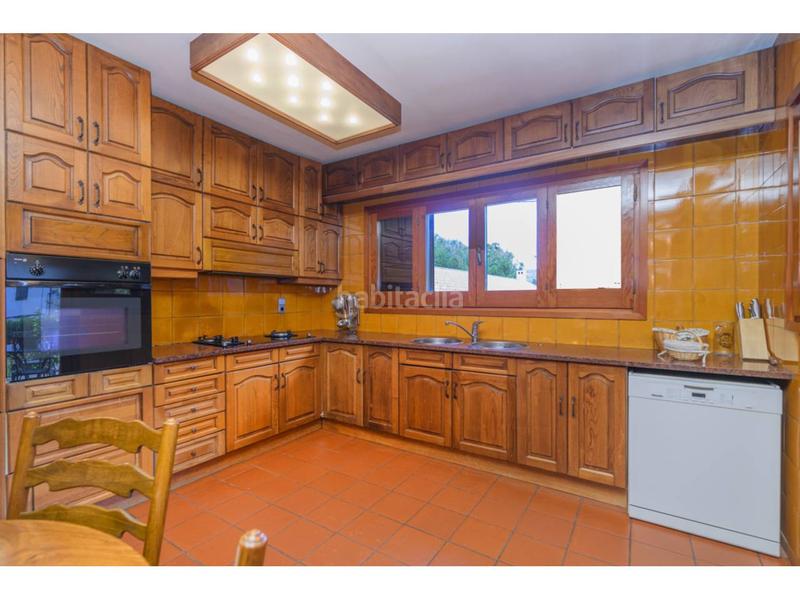 Foto 8efc97b5-7582-41fb-8e16-aa8e6d69ced3. Chalet mit heizung parking pool in Sant Vicenç de Castellet