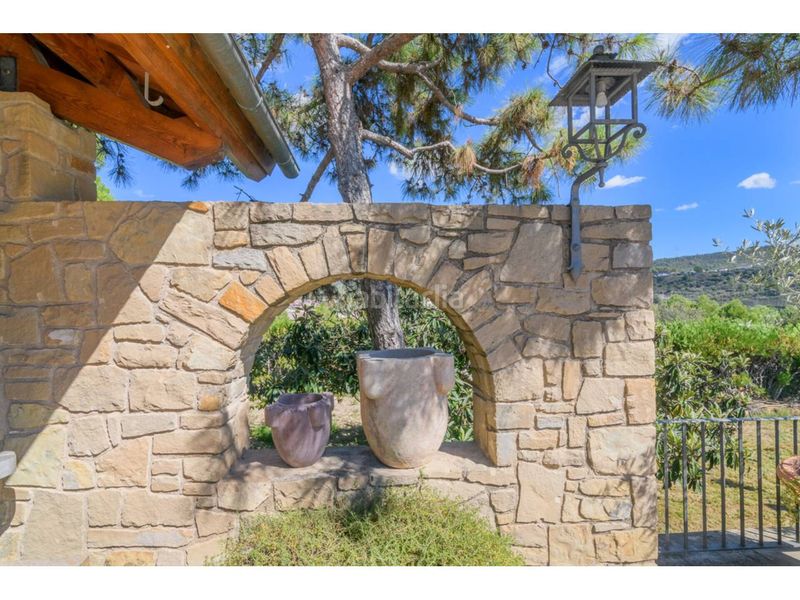 Foto a80d9175-5b6f-415c-9f83-0efdee9805ae. Xalet amb calefacció aparcament piscina a Sant Vicenç de Castellet
