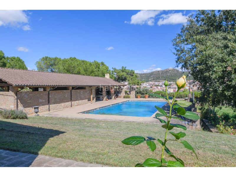 Foto daa9deed-8429-4f73-83ce-464fcf93356d. Xalet amb calefacció aparcament piscina a Sant Vicenç de Castellet
