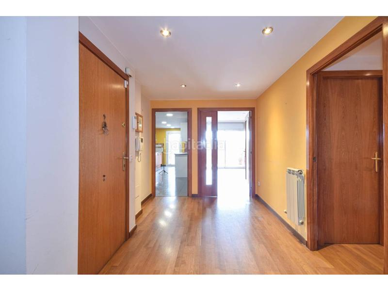 Foto 1b7f3bde-c805-496e-9fa7-f8f262b5ce71. Dúplex amb calefacció a Plaça Catalunya Manresa