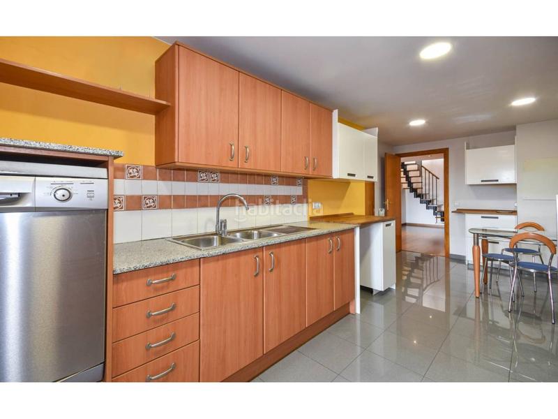 Foto 349e7d21-0bb2-4ac3-9207-7e11fc9a921d. Dúplex amb calefacció a Plaça Catalunya Manresa