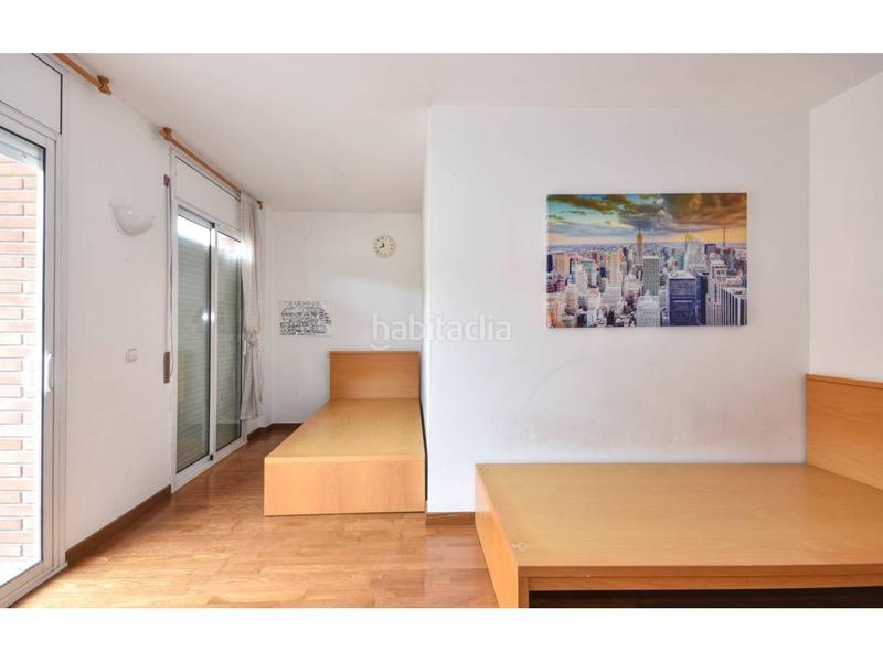 Foto 70a60a40-b2af-4626-a428-e0bed2b8991f. Dúplex amb calefacció a Plaça Catalunya Manresa