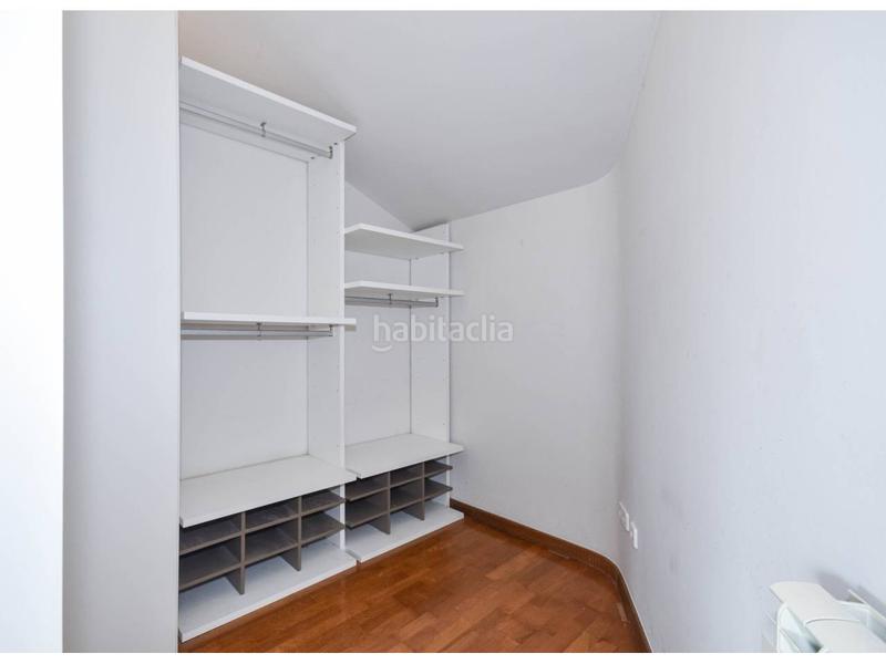 Foto 7d5669ea-923a-4e0a-b0f5-6c5593a5e5ba. Dúplex amb calefacció a Plaça Catalunya Manresa