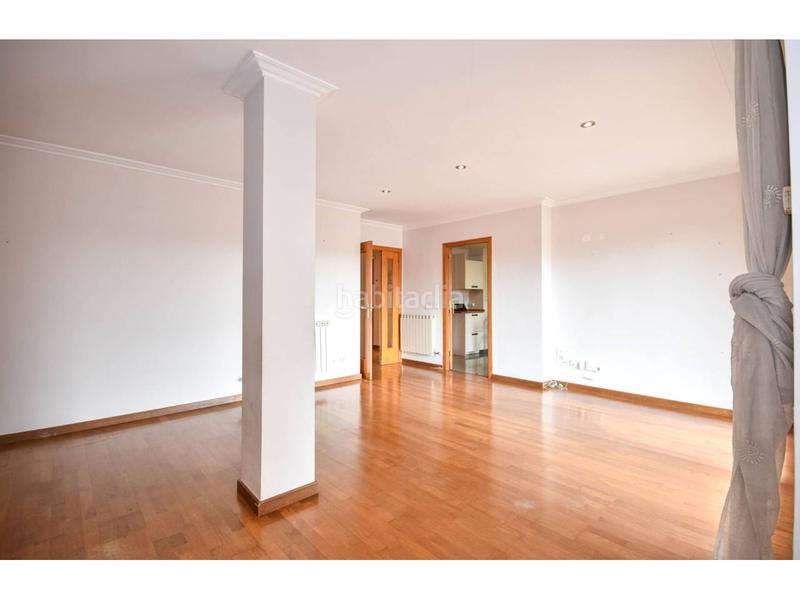 Foto 91feb064-dd63-40ff-9f88-11ce2bf16244. Dúplex amb calefacció a Plaça Catalunya Manresa