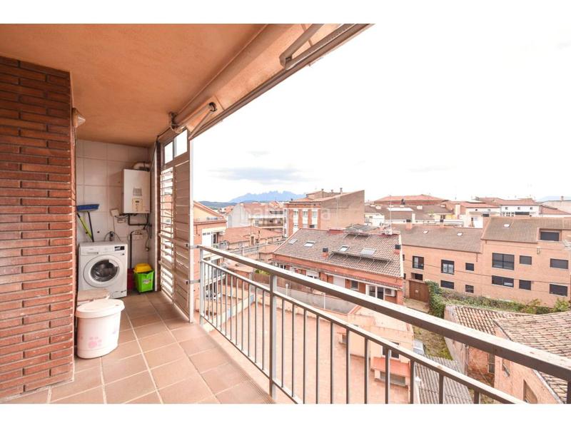 Foto 9c2e2544-6474-4375-b9b4-e6ecd278b5e4. Dúplex amb calefacció a Plaça Catalunya Manresa