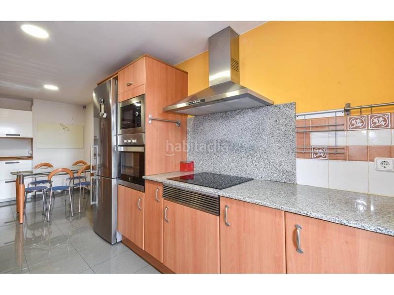 Foto b736b49f-bb34-4d5a-9ac5-92cce8819ae0. Dúplex amb calefacció a Plaça Catalunya Manresa