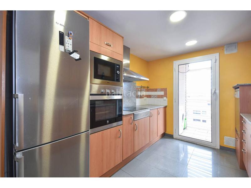 Foto bba4e1e5-f523-4e83-bcb3-8f455bf500fd. Dúplex amb calefacció a Plaça Catalunya Manresa