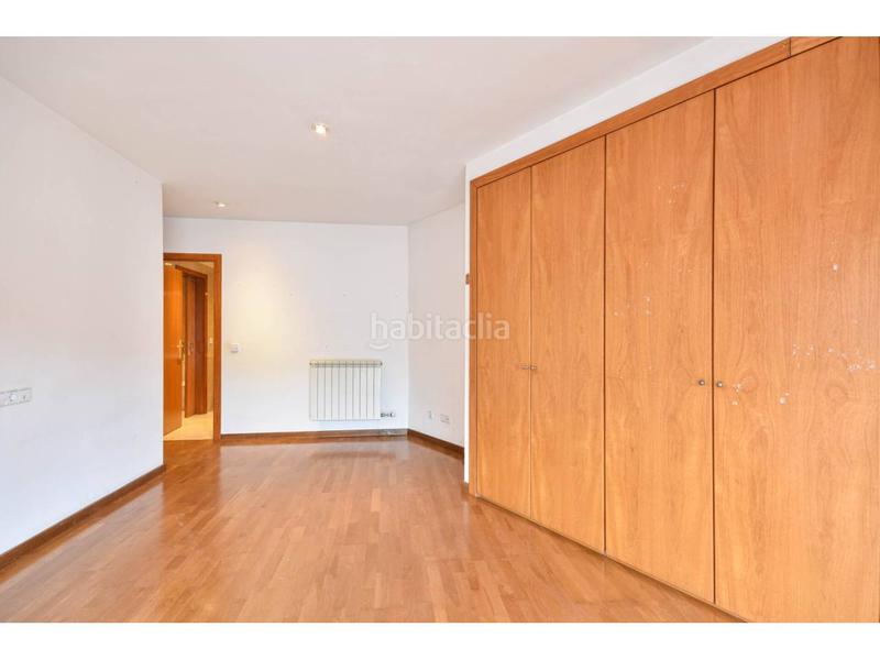 Foto c3fb3694-e3be-47e9-98eb-874114fc0f73. Dúplex amb calefacció a Plaça Catalunya Manresa