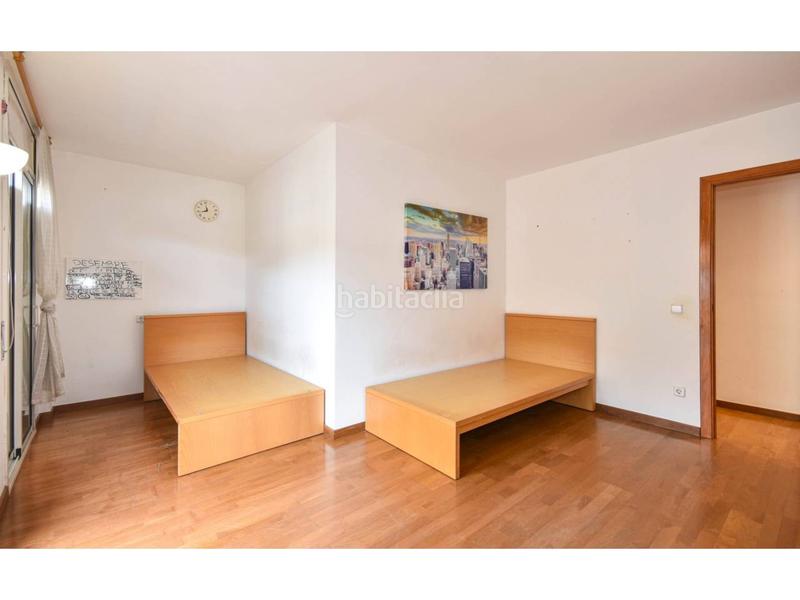 Foto d273de28-4810-4cb2-a93d-5d85fe4c7c35. Dúplex amb calefacció a Plaça Catalunya Manresa