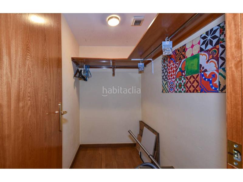 Foto df29d5b0-503c-40a0-bc43-36f86d02631a. Dúplex amb calefacció a Plaça Catalunya Manresa