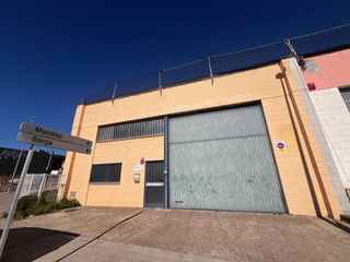 Lloguer Nau industrial a Sant Fruitós de Bages. Nave de alquiler en el polígono san isidro